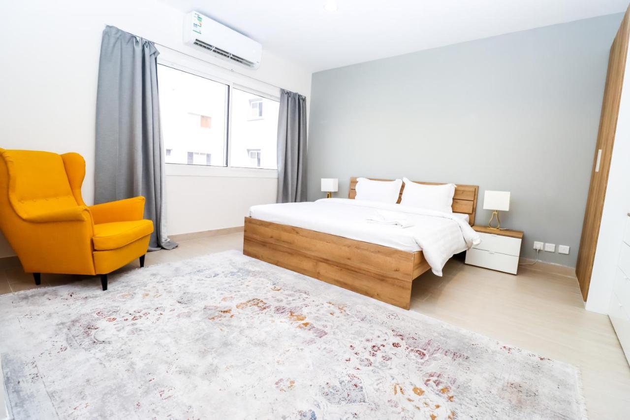Villa Mabaat - White Pearl Al Basatin - 600 *